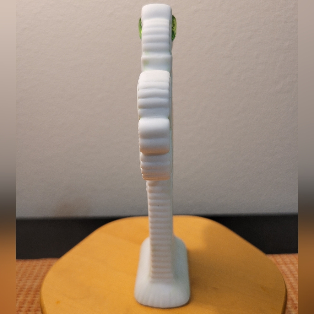 VTG Precious Moments Monthly Standing Cross, August, 1995, Enesco, Like New - Picture 2 of 11
